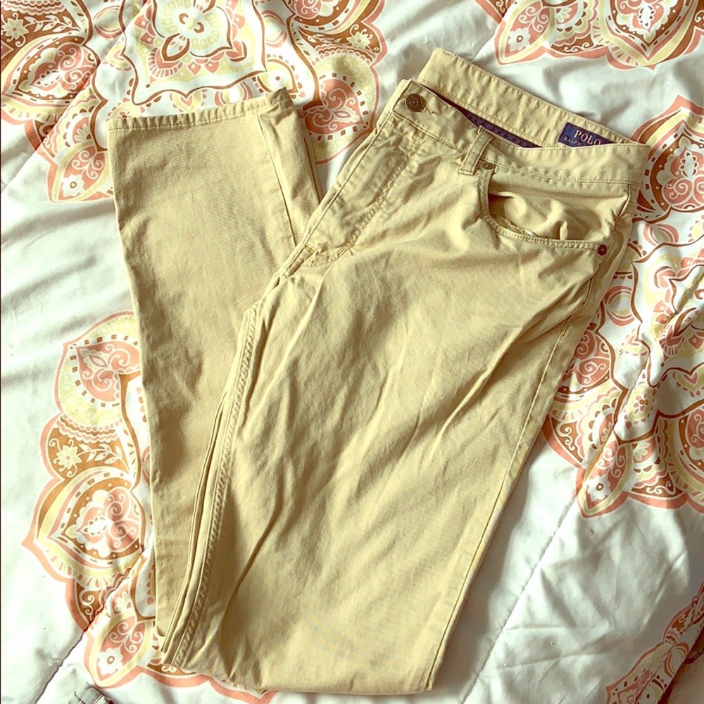 Men’s khaki slim fit pants